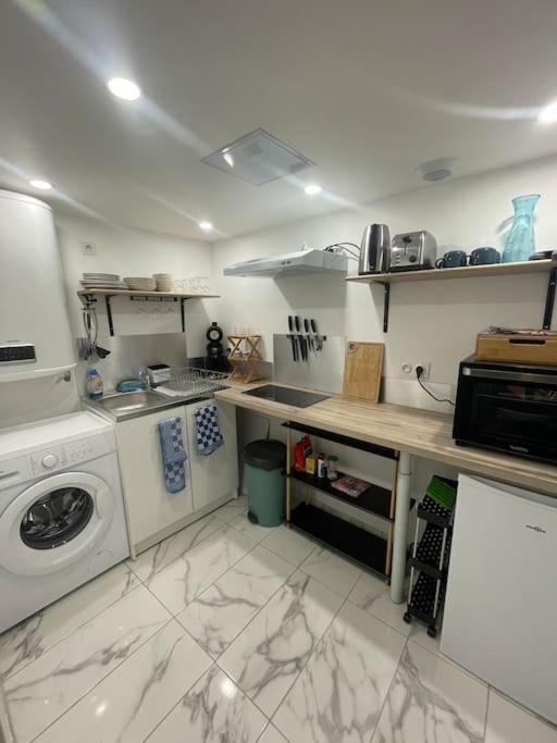 - Vielle Apartment *